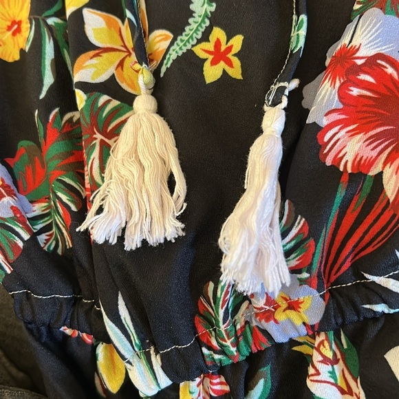 Famulily Floral Romper l SIZE S - Picture 5 of 5